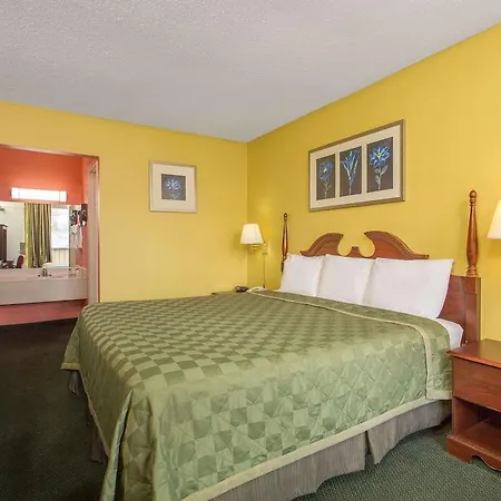 Knights Inn Roanoke